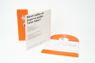 Warum sollten wir Angst vor großen Tieren haben?, 2018. Limited edition. 